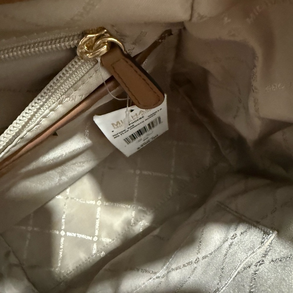 Michael Kors Tan and Cream Signature Backpack- ALMOST New.. Tag still attached! - Picture 9 of 13